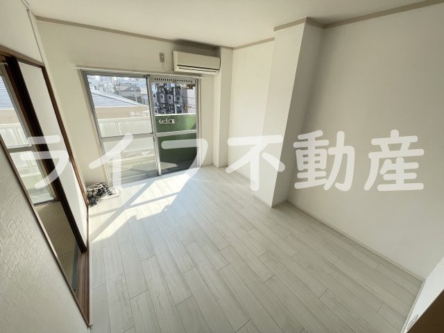 テラノコーポの洋室|コンパクトで使いやすい洋室です