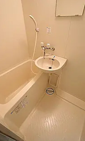 新宿区中落合２丁目の賃貸マンションの浴室