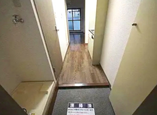 新宿区中落合２丁目の賃貸マンションの玄関