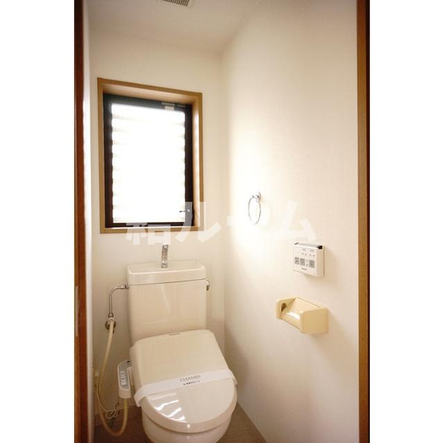 豊島区目白３丁目の賃貸マンションのトイレ