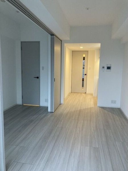 S-RESIDENCE烏森aureate(オリート)キャンペーン中の居間・リビング