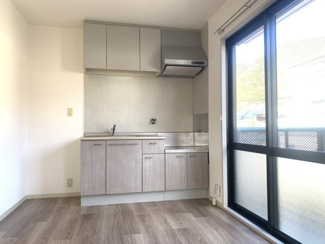 apartment 柏原町柏原