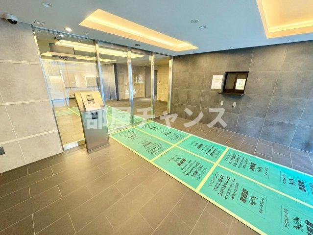 エスプレイス名古屋神宮前のエントランス