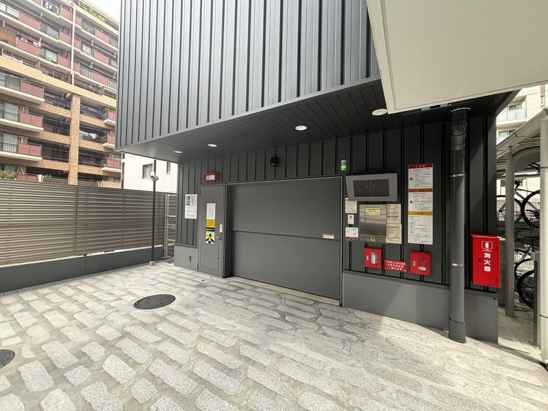 福岡市中央区荒戸１丁目の賃貸マンションのエントランス