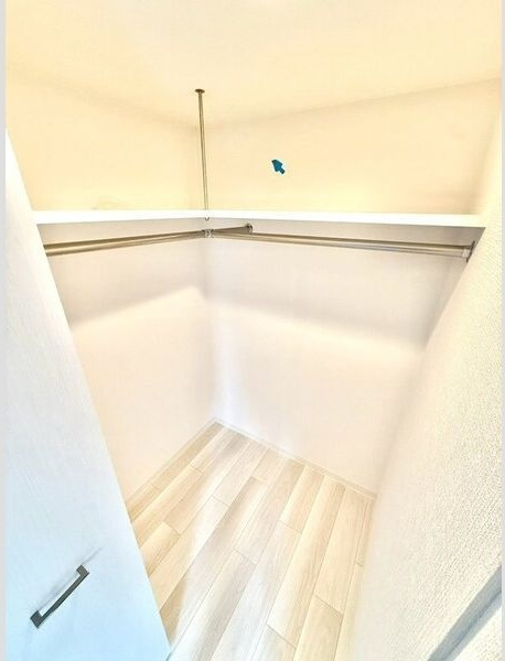 エスプレイス名古屋神宮前の収納