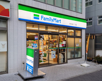 【周辺】 | パークタワー横浜ステーションプレミア | ファミリーマート横浜高島二丁目店まで徒歩３分