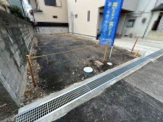【外観】 | 下条町　新築一戸建 | 温水洗浄便座ですので、寒い日も温かい便座で安心して使用していただけますよ！トイレ１階と２階の２ヶ所あります♪忙しい朝や家族の多いご家庭も安心ですね！
