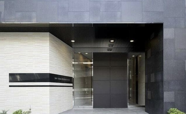 ガーラ・アヴェニュー明大前の外観