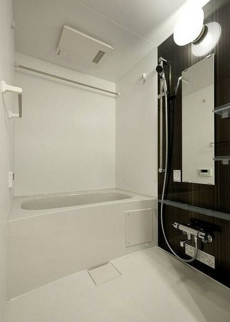 ガーラ・アヴェニュー明大前の浴室