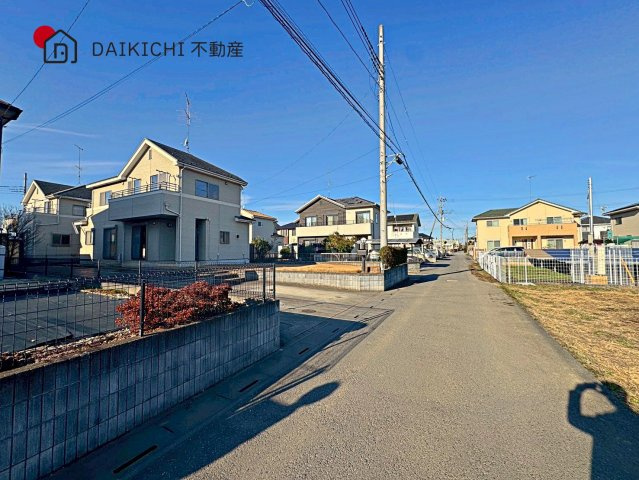 【前面道路含む現地写真】 | 行田市大字埼玉　中古戸建