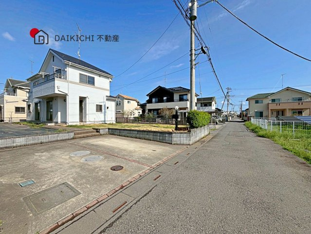 【前面道路含む現地写真】 | 行田市大字埼玉　中古戸建