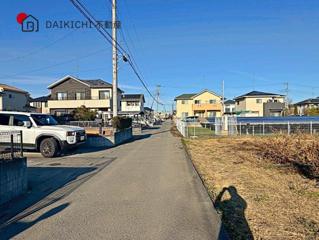 【前面道路含む現地写真】 | 行田市大字埼玉　中古戸建