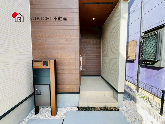 【玄関】 | 桶川市北1丁目7期　新築戸建　全1棟　1号棟