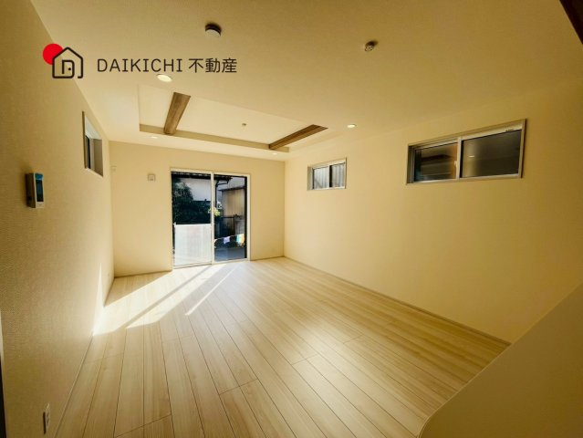 【居間・リビング】 | 桶川市北1丁目7期　新築戸建　全1棟　1号棟