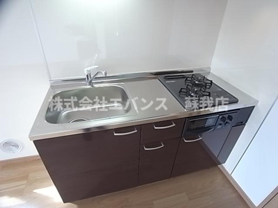 【キッチン】 | プラチナレジデンス | コンパクトなキッチンで掃除もラクラク