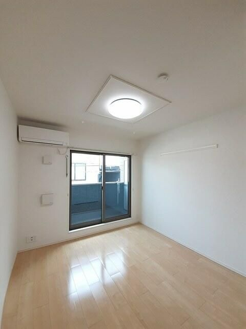 リーブ・レガーロ・Ｋの寝室