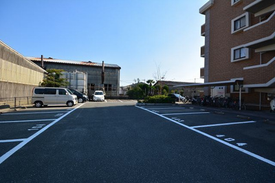 【駐車場】 | サニープレイス | 駐車場