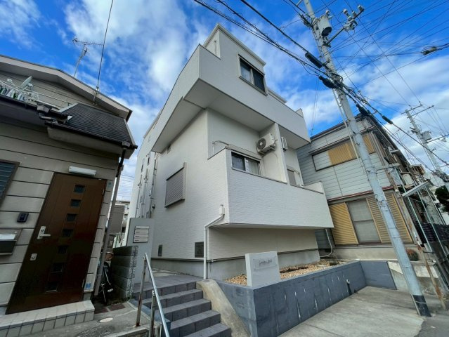 グランメールまやの外観