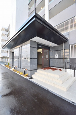 【エントランス】 | ＳＨＩＮＥＳ | エントランス