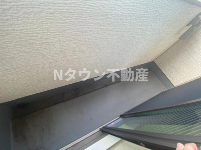 【バルコニー】 | Lino | 暖かな日差しのふりそそぐバルコニー