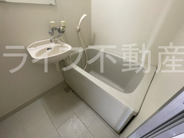 ジュネスチャイムパートⅡの浴室|お風呂で日々の疲れを落としましょう