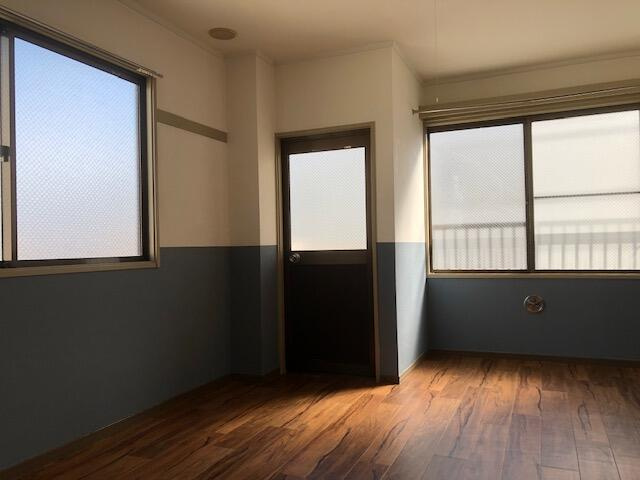 第三服部マンションの洋室