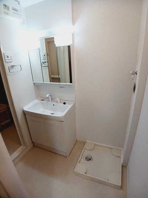 ハウス　レイワ７Ｎの洗面所|洗面所