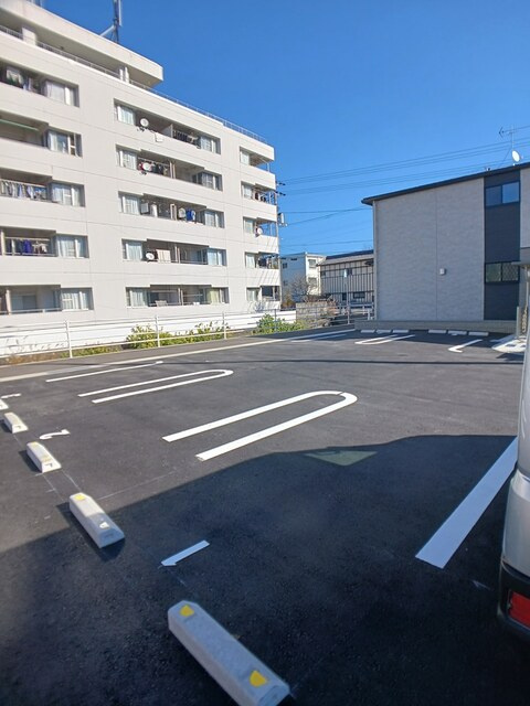 ハウス　レイワ７Ｎの駐車場|駐車場