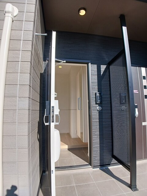 ハウス　レイワ７Ｎの玄関|玄関