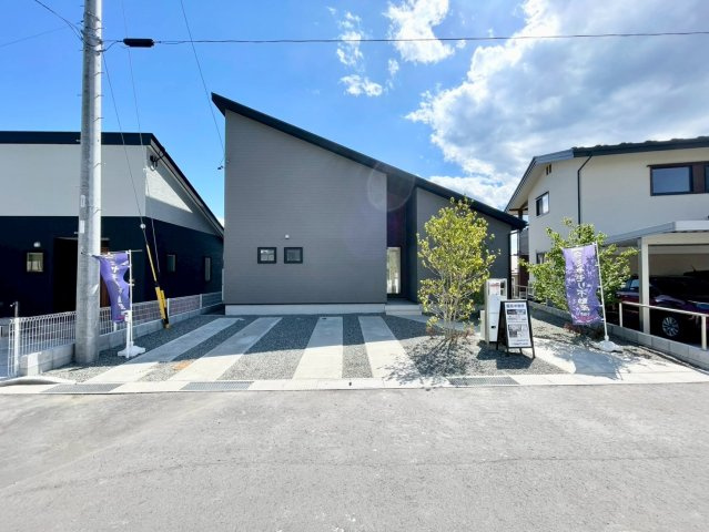 東御市滋野の前面道路含む現地写真|完成済み物件！いつでも見学可能です♪お問合せは＜Tel 026-477-7419＞まで♪ 