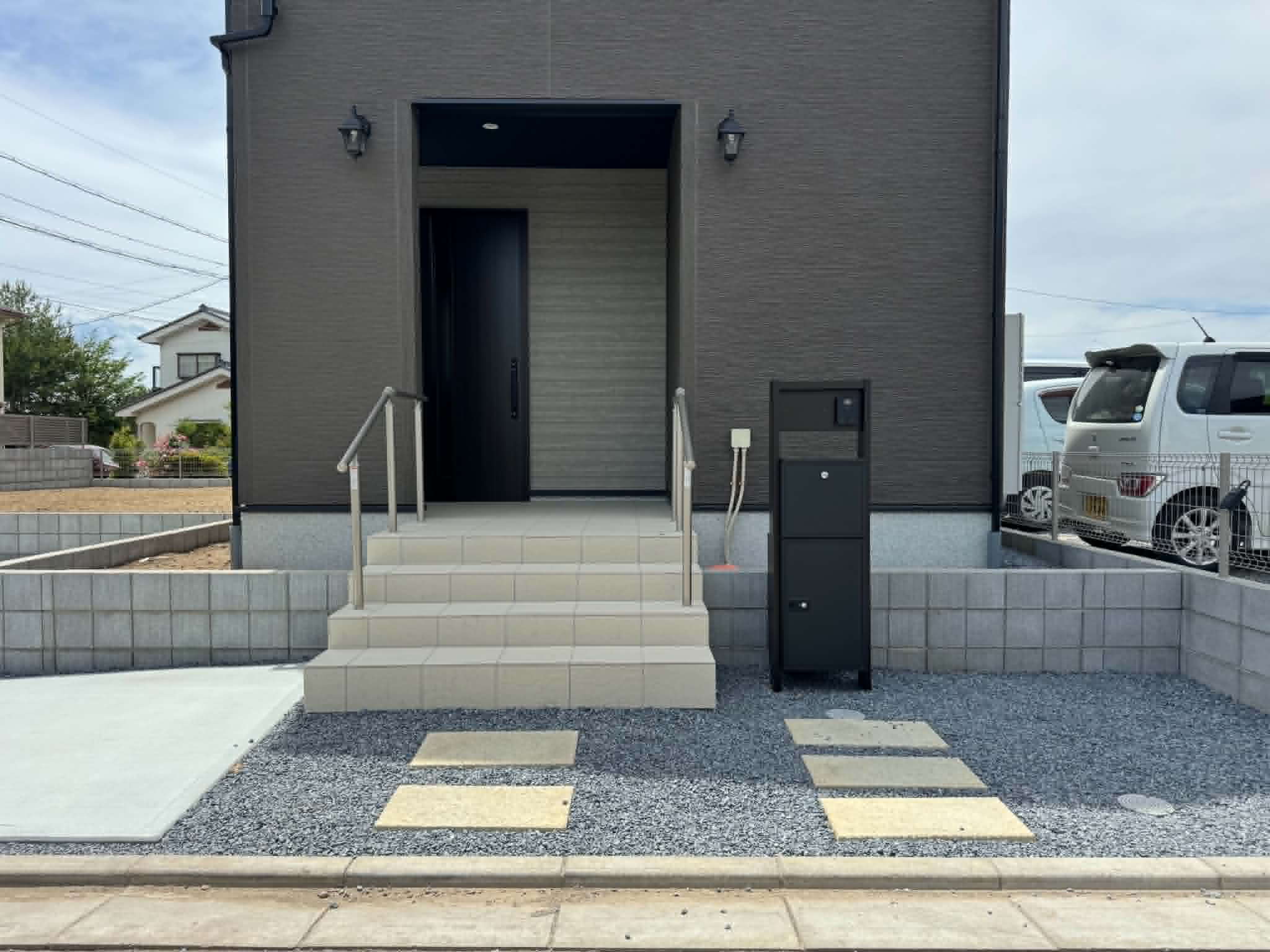佐久市岩村田の居間・リビング