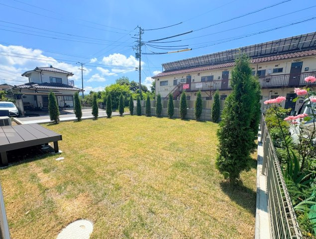 佐久市岩村田の庭