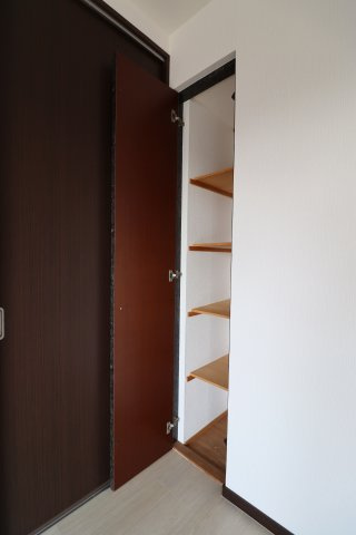 アーバンパレス諏訪野Ⅱの収納