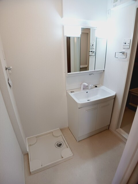 ハウス　レイワ７Ｎの洗面所|洗面所