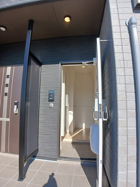 ハウス　レイワ７Ｎの玄関|玄関