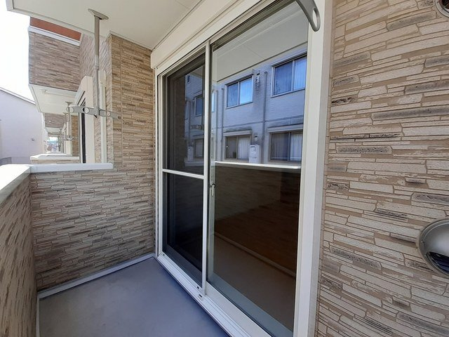 クレメント・オーブのバルコニー|バルコニーからの眺めを楽しみながら食事をしませんか