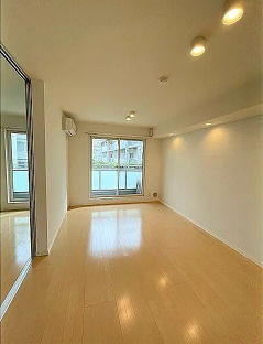 仲之町ヒルズの寝室