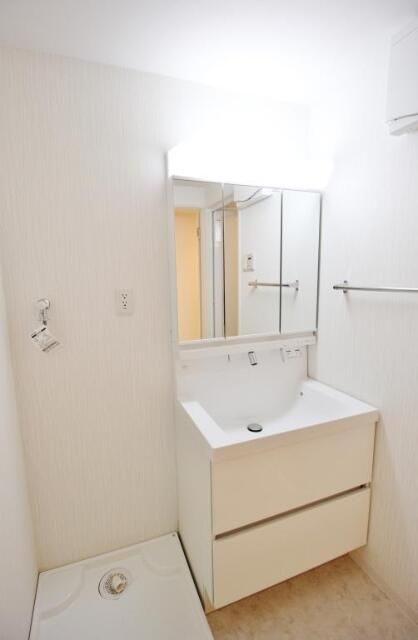 ホヌ　オハマの独立洗面台