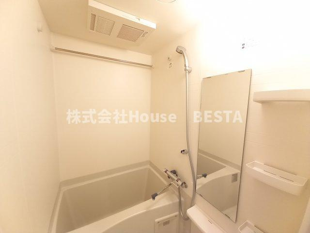 プレサンスKOBEアモーレの浴室