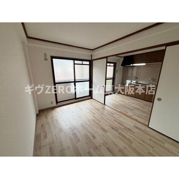 メゾン辻田の居間・リビング