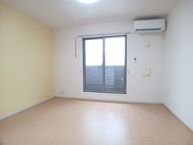 アロッジオ７２Ⅱの居間・リビング