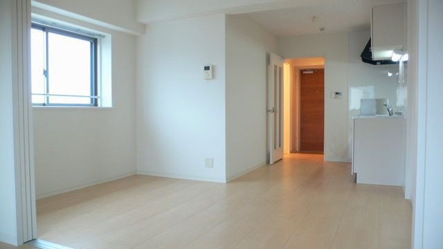 グローリアミオ大野城の居間・リビング