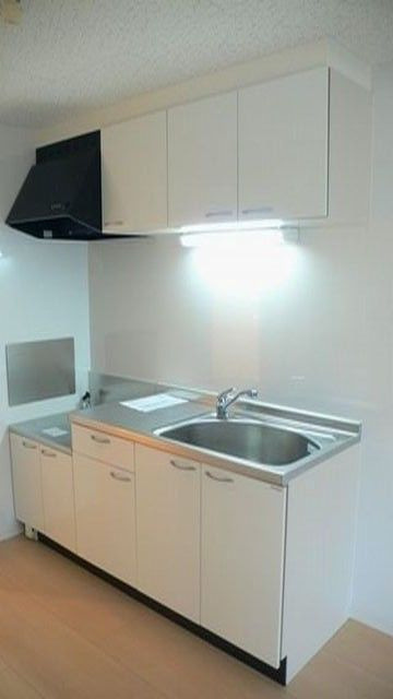 グローリアミオ大野城のキッチン