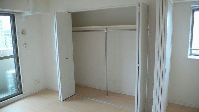 グローリアミオ大野城の収納