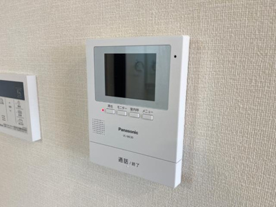 【内装】 | サウザンドリーフ | カメラ付インターホン