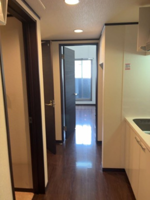 【内装】 | AQUE1 | 明るい室内です