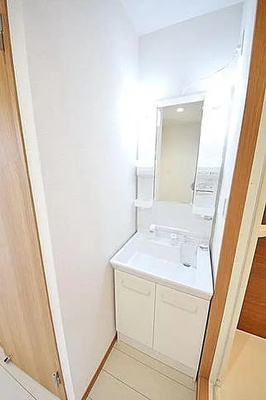 【洗面所】 | Villa末広Ⅰ | コンパクトで使いやすい洗面所