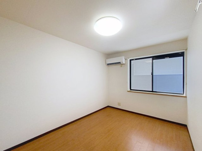 【寝室】 | アルテミチ | ※同建物ほかのお部屋の写真です。