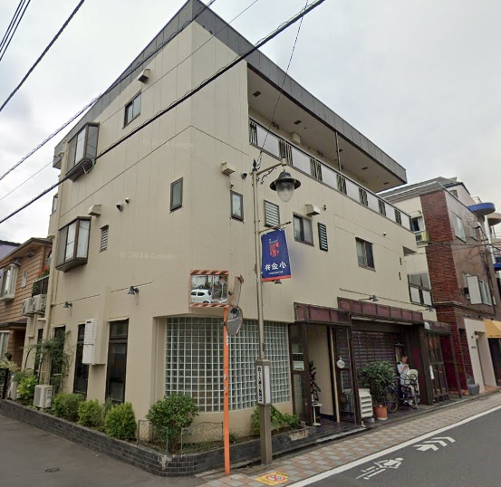 スプリングハイツの外観