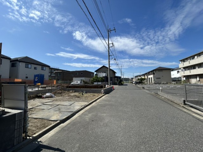 【前面道路含む現地写真】 | ブルーミングガーデン 木更津市金田東4丁目